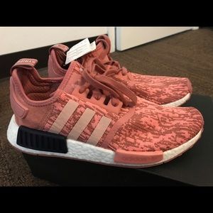 Adidas NMD R1 pink camo